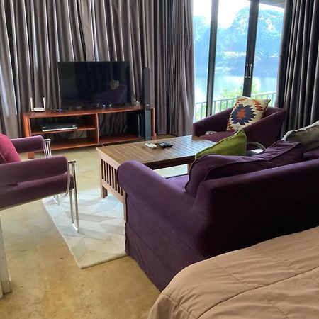 Morocco Blue Cafe By Chilong River Farm Resort Muang Kosum Buitenkant foto